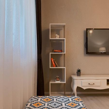 Hotspot Apartments - City Center Prishtinë Luaran gambar