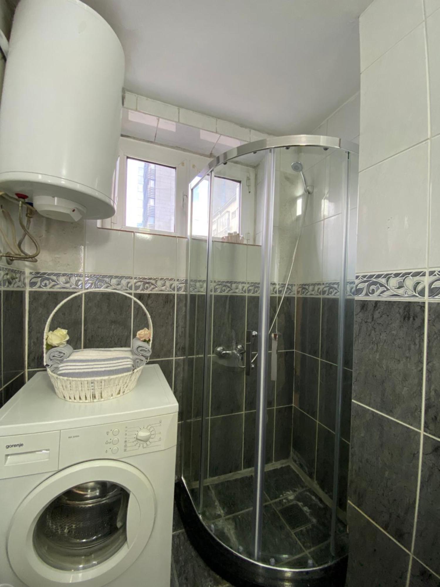 Hotspot Apartments - City Center Prishtinë Luaran gambar