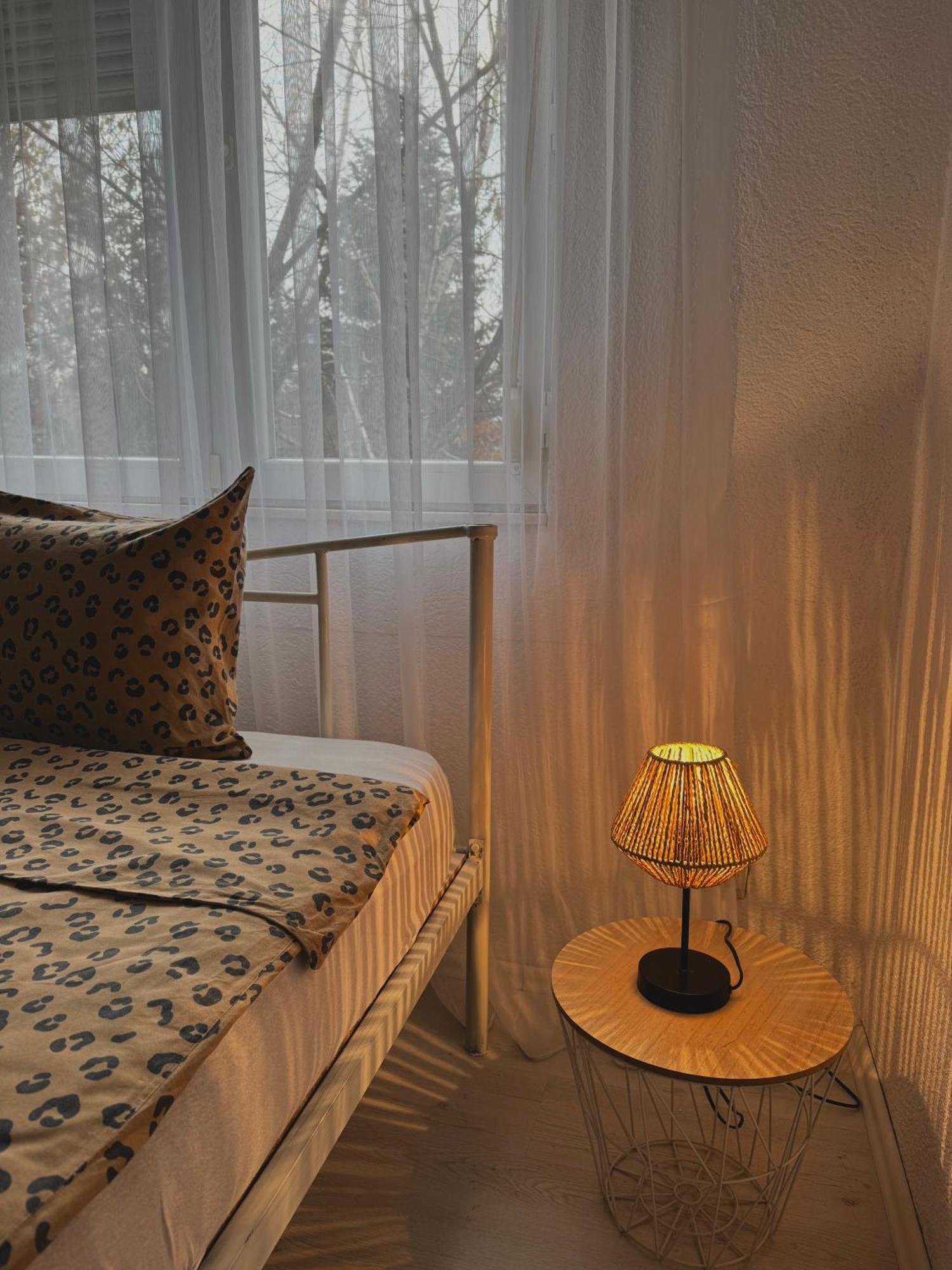 Hotspot Apartments - City Center Prishtinë Luaran gambar